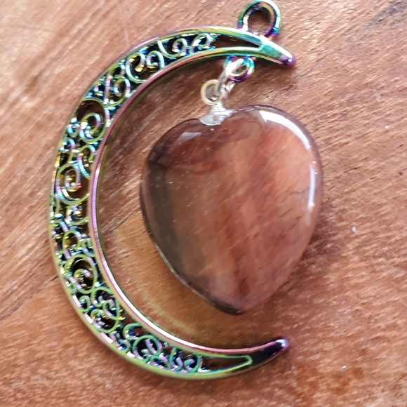 New Carved Heart Shaped Red Tiger Eye Rainbow Titanium Cresent Moon Pendant. - Picture 12 of 14